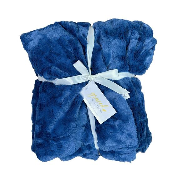 Graced Soft Luxuries Faux Fur Plush Throw Blanket - Picture 1 of 3